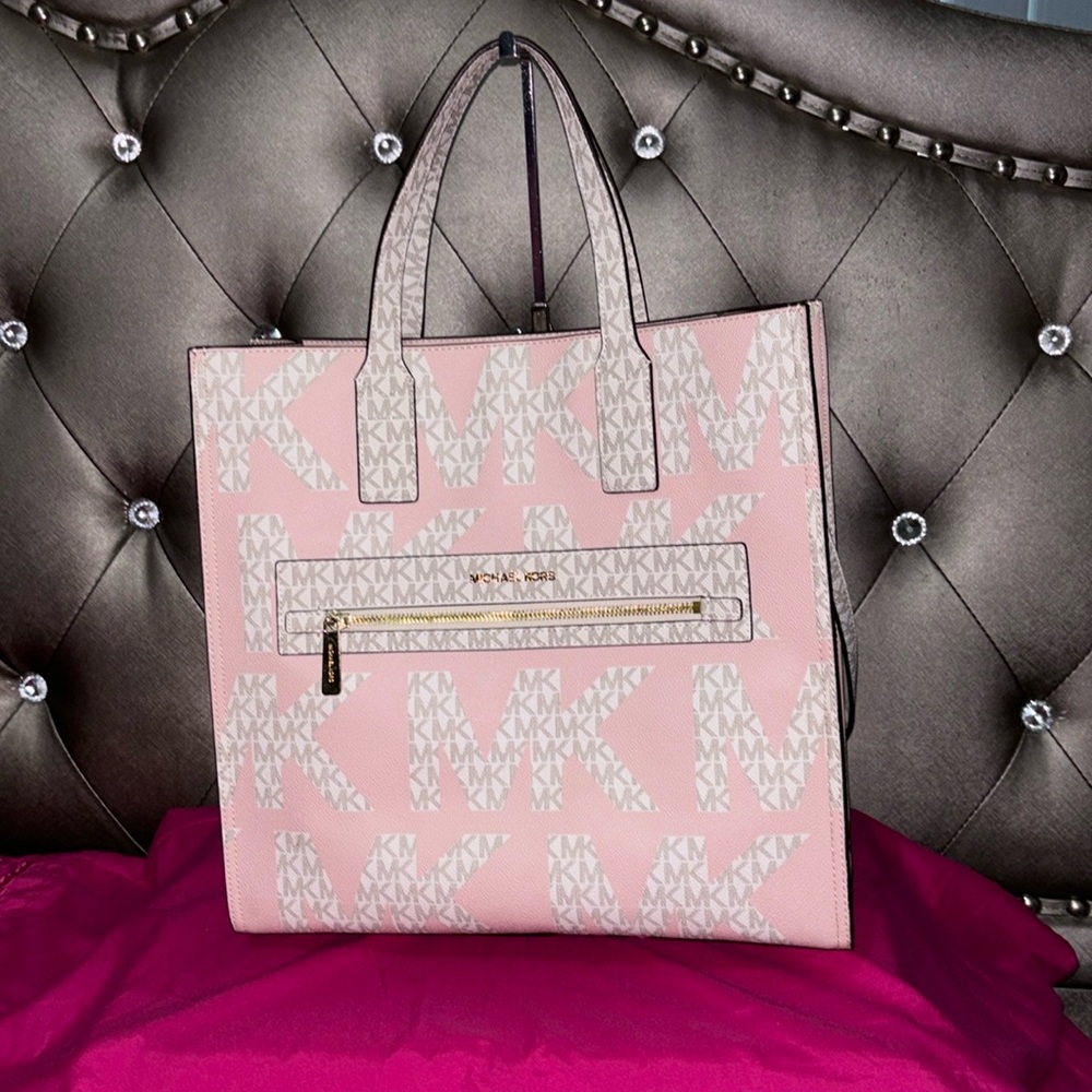 NWT Michael Kors Kenly Powder Blush/Multi